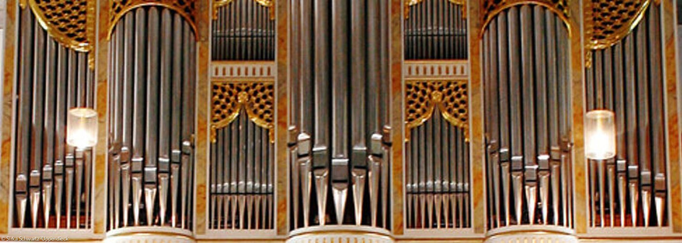 Orgel Auferstehungskirche